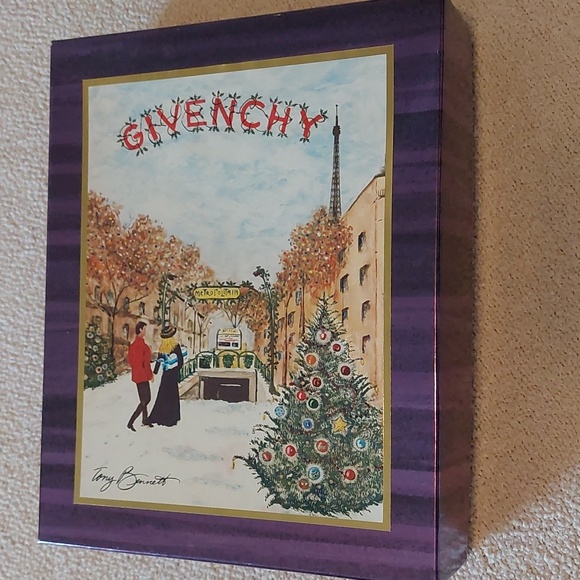Givenchy Tony Bennett Empty Gift Box *Final Price* - Picture 10 of 14